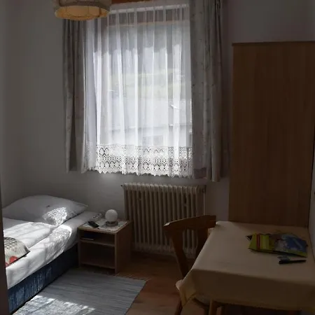 Bed & Breakfast Alpengasthof Schuster