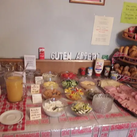 Alpengasthof Schuster Bed & Breakfast