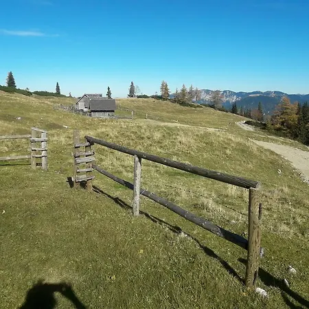 Alpengasthof Schuster Couette-café