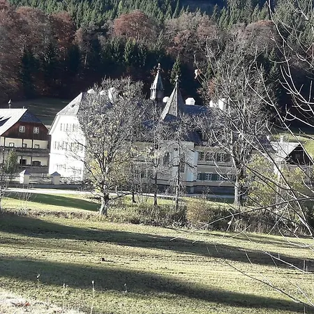 Alpengasthof Schuster Bed & Breakfast 2*