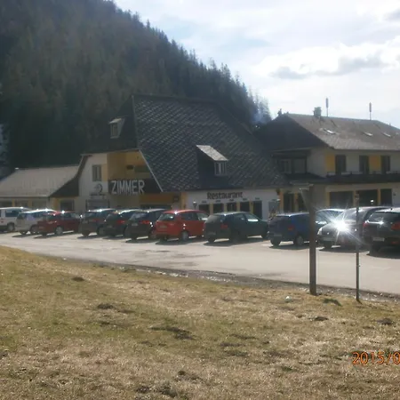 Alpengasthof Schuster לינה וארוחת בוקר